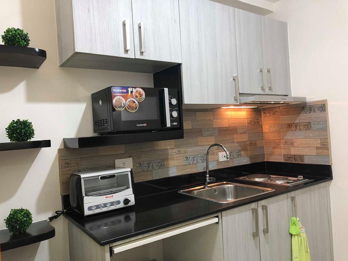 מנילה Stays At Green Residences 1 Studio Room Couples Bed With Complimentary Breakfast For 2 מראה חיצוני תמונה