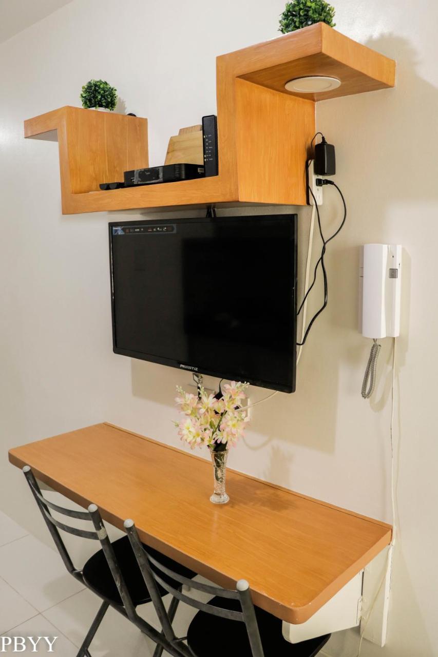 מנילה Stays At Green Residences 1 Studio Room Couples Bed With Complimentary Breakfast For 2 מראה חיצוני תמונה