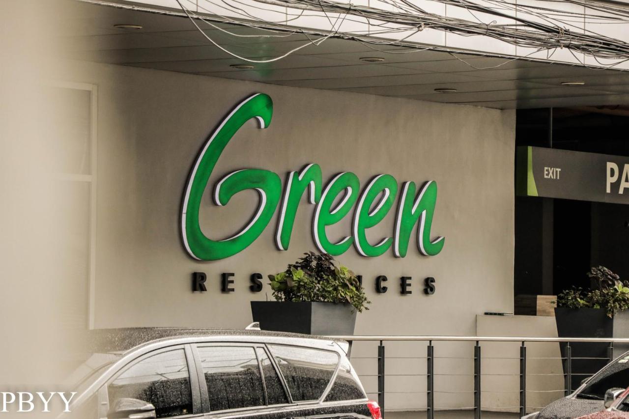 מנילה Stays At Green Residences 1 Studio Room Couples Bed With Complimentary Breakfast For 2 מראה חיצוני תמונה